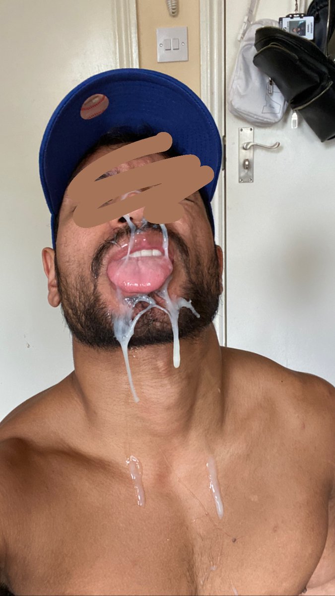 HORSEBOYZAIN's tweet photo. i love when your dad nuts on my face https://t.co/nwDuOQ8Ar6