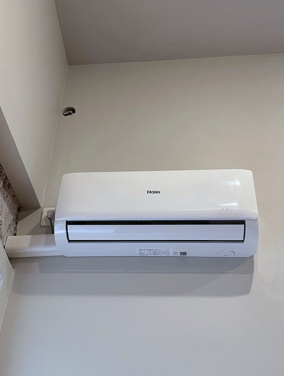 страж галактики tweet media