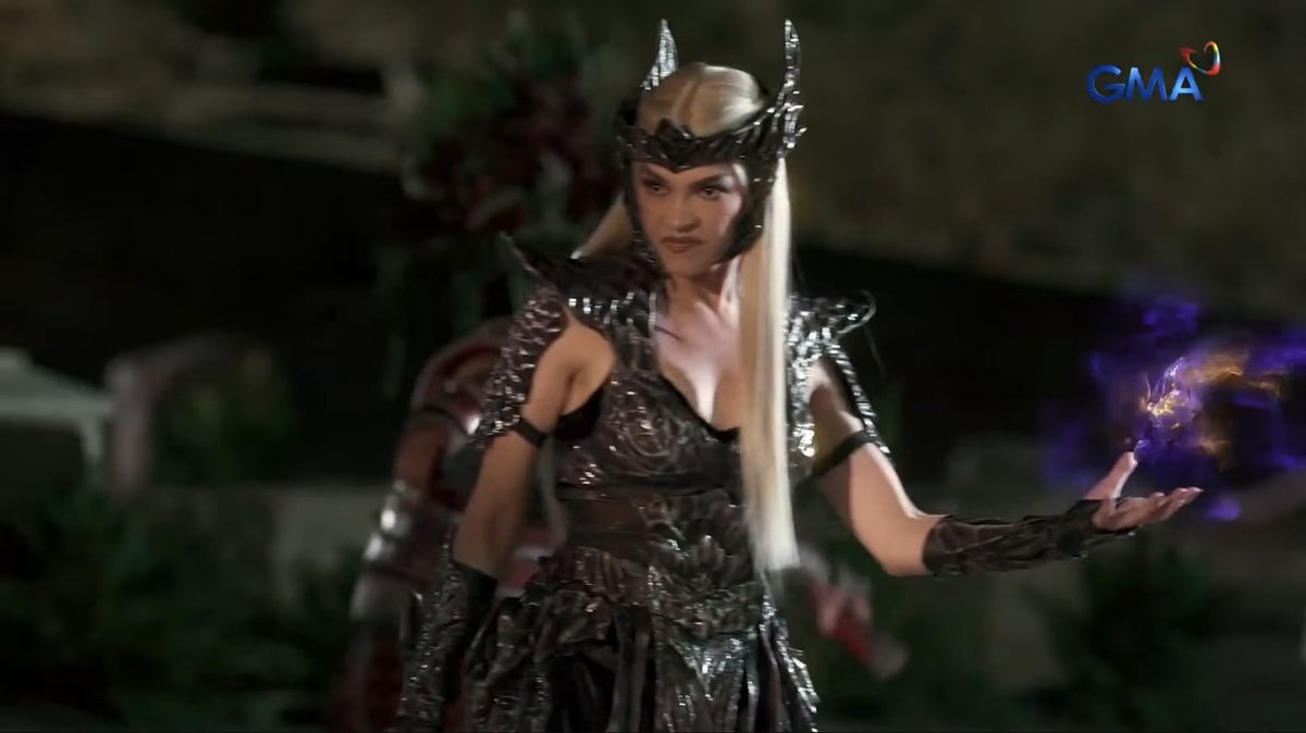 αᴠᴇ: tweet media