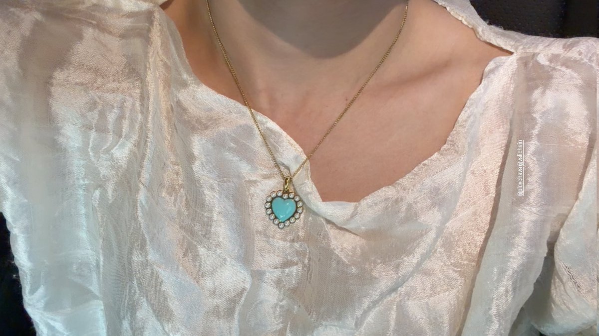 Modnidaa tweet media