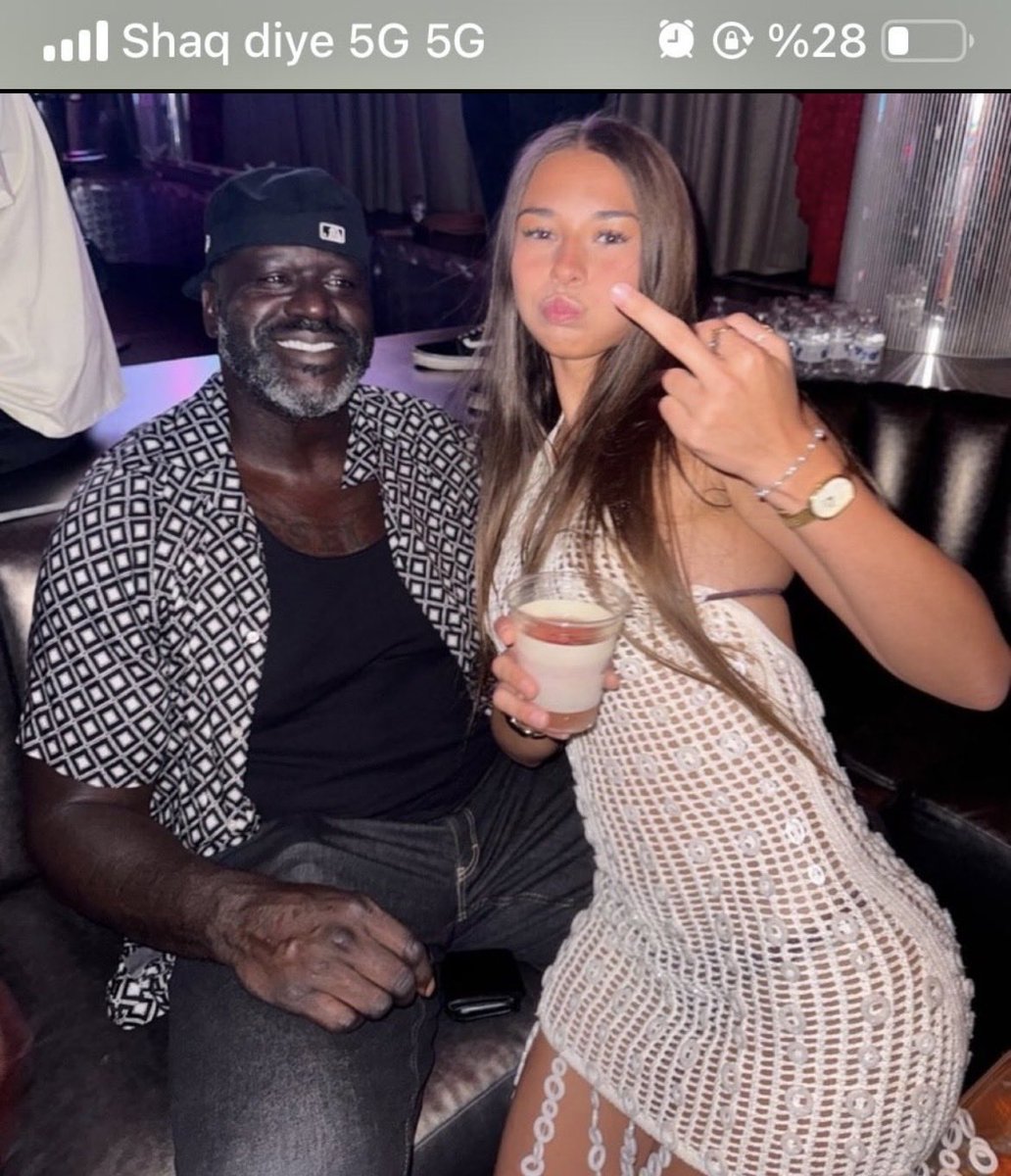 As Marca tweet media