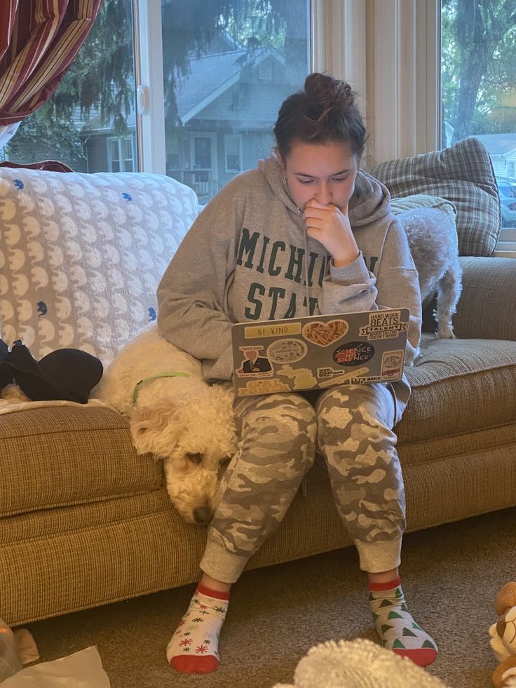 MommaSliver's tweet photo. Stressful day 😪 https://t.co/kxadll4sbE