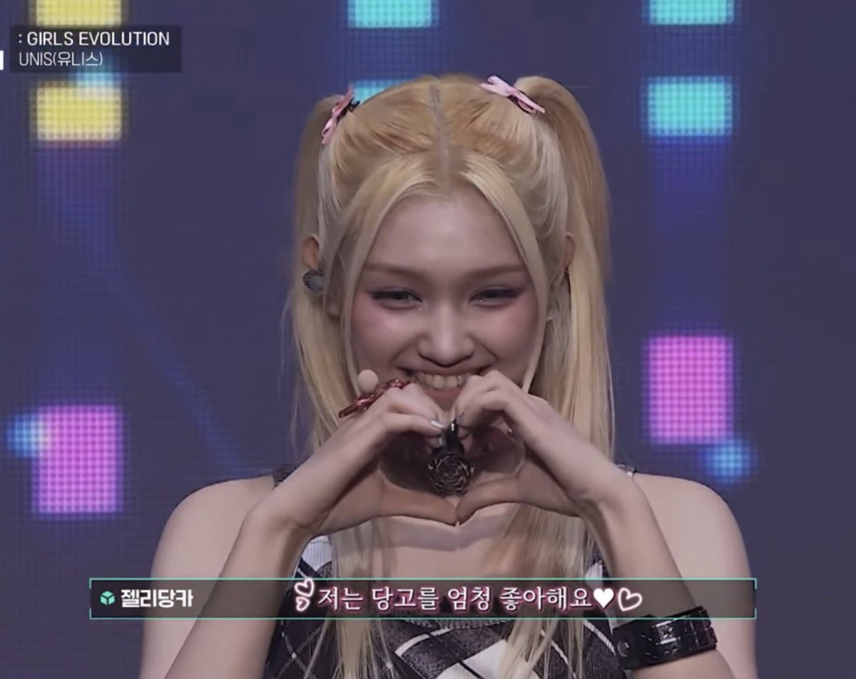 dani ྀི °❀⋆.ೃ࿔*:･ tweet media