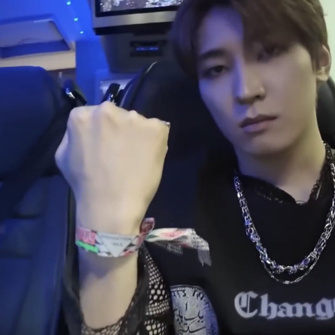 𝘤𝘩𝘪𝘱𝘪🧣 tweet media