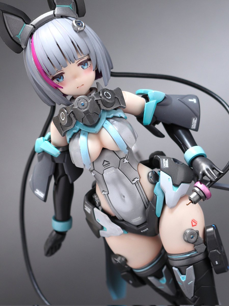 ルーシェ tweet media