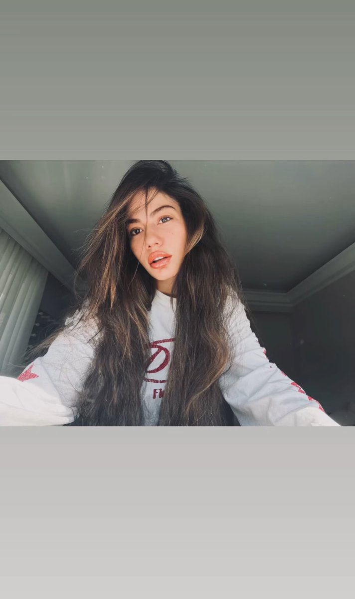 Ünlü Seven Biri tweet media