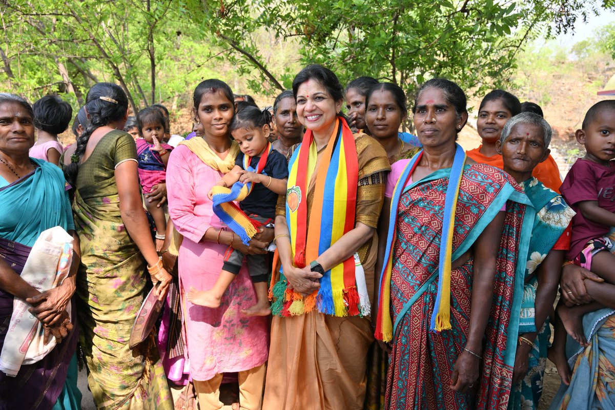 Sowmiya Anbumani tweet media