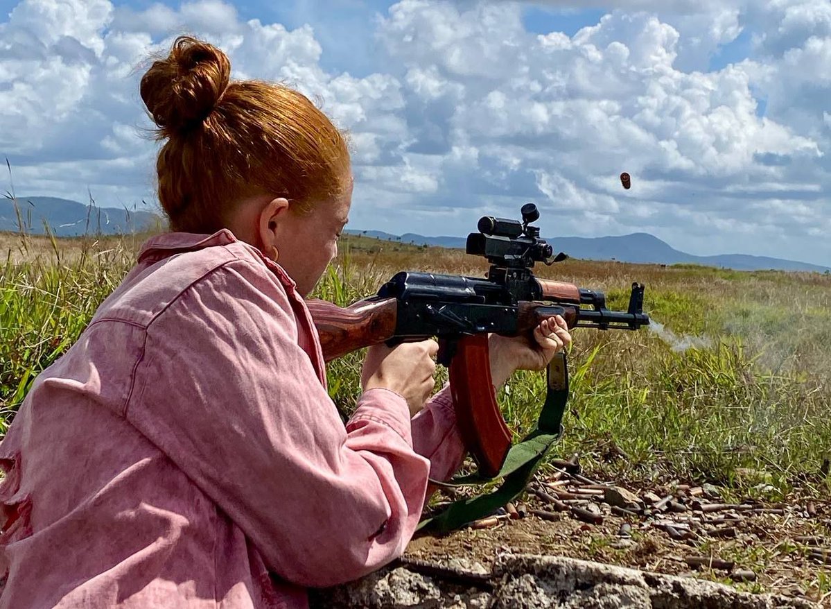 DÍA NACIONAL DE LA DEFENSA!!!
Tenemos el derecho y el irrenunciable deber de defendernos y mientras exista un cubano digno empuñando un arma en defensa de la Revolución, tendremos Patria.
#CubaEstáFirme 
#FARCuba