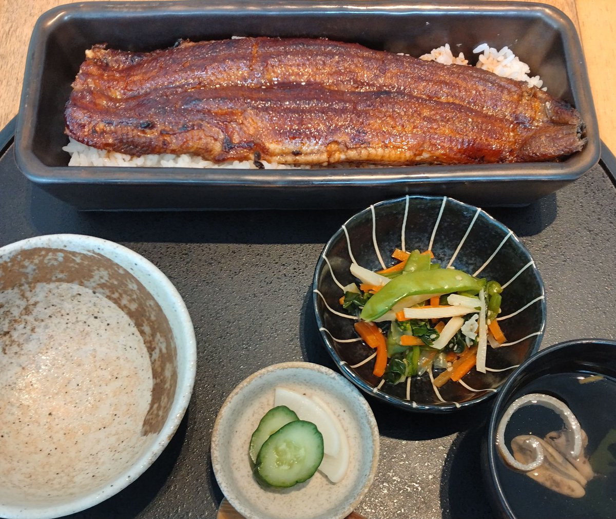 鈴木幹也 tweet media