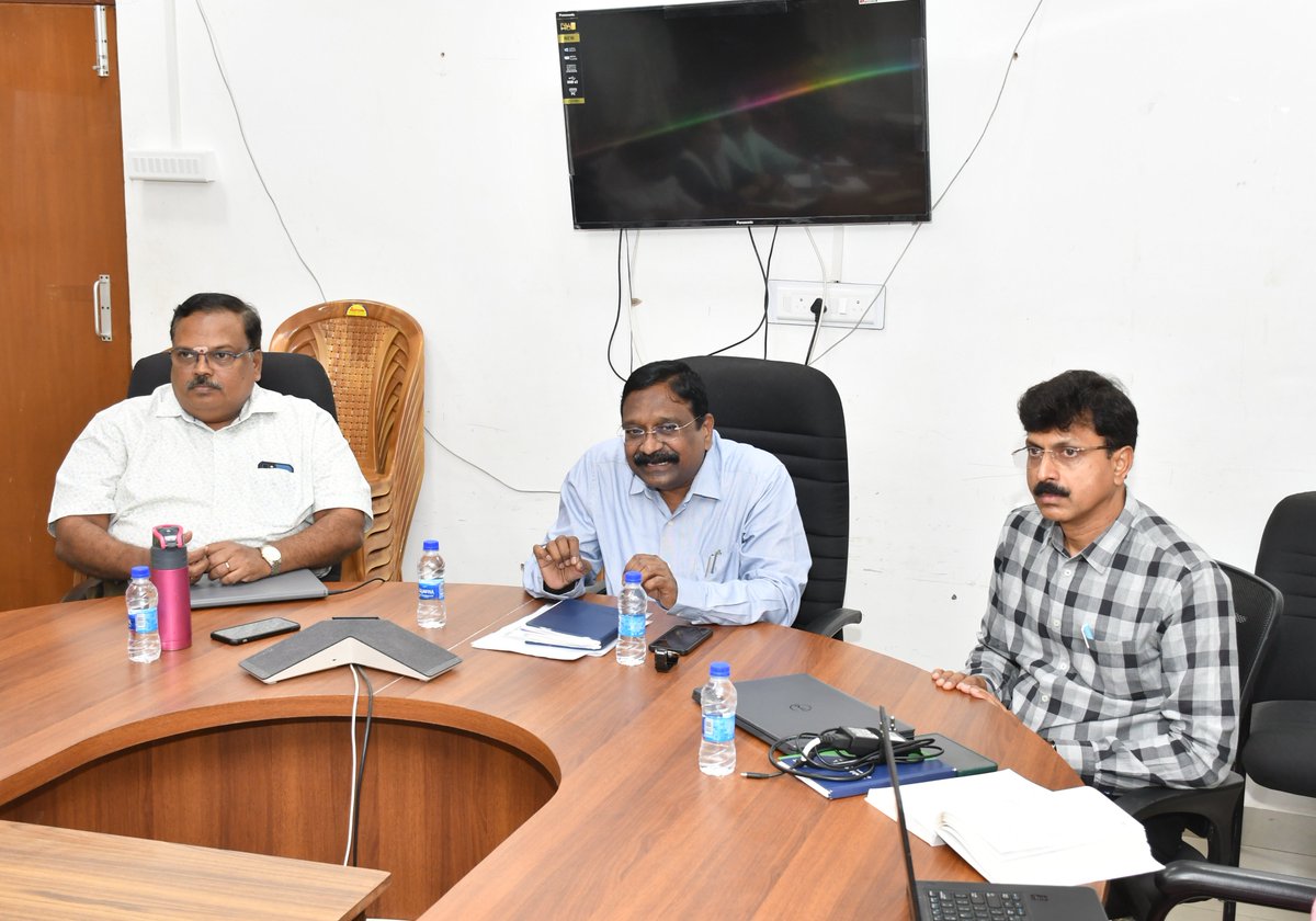 TNDPHPM's tweet photo. Orientation Training on VSIMS Portal for Strengthening VPD Surveillance:

An orientation training on the Vaccine Surveillance Information Management System (VSIMS) portal was conducted to enhance the efficiency of digital surveillance for Vaccine Preventable Diseases (VPDs). https://t.co/wlgQim3UTA