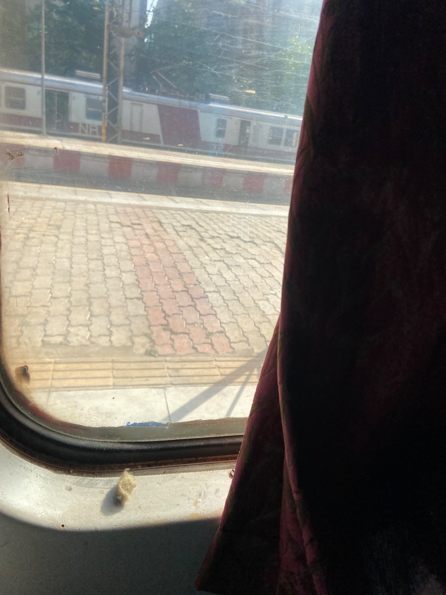 sitanshu_sid's tweet photo. Travelling from 20840 Ranchi Rajdhani and unlucky to have boarded  “Old Humfasar” coach. Worst ever Rajdhani experience ☹️ Just departed from NDLS and already stinking washroom @RailMinIndia @IRCTCofficial https://t.co/LHo0fVV83E