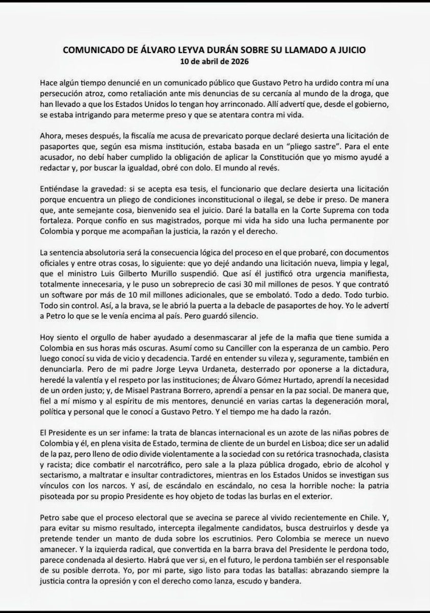 UltimaHoraCR's tweet image. #ATENCIÓN El ex canciller Álvaro Leyva emitió un comunicado, luego de que fuera llamado a juicio por el caso de los pasaportes.
Leyva asegura que dará batalla en la Corte Suprema y que demostrará que dejó andando una licitación nueva "limpia y legal, que el ministro Luis Gilberto