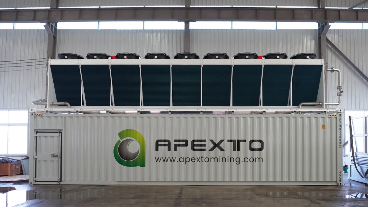 ApextoMiner's tweet image. From a vacant lot to 1.7MW of live hash power. 🇺🇸⚡️ 

We delivered this hydro cooling container for Antminer units — fully engineered and manufactured in-house, on schedule.

Just plug, run, and hash. 
#CoolingSolutions #MiningInfrastructure #CryotoMining #ApextoMining