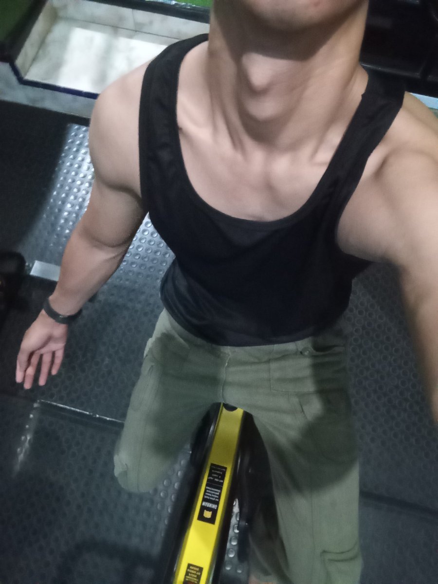 birthsidee tweet media