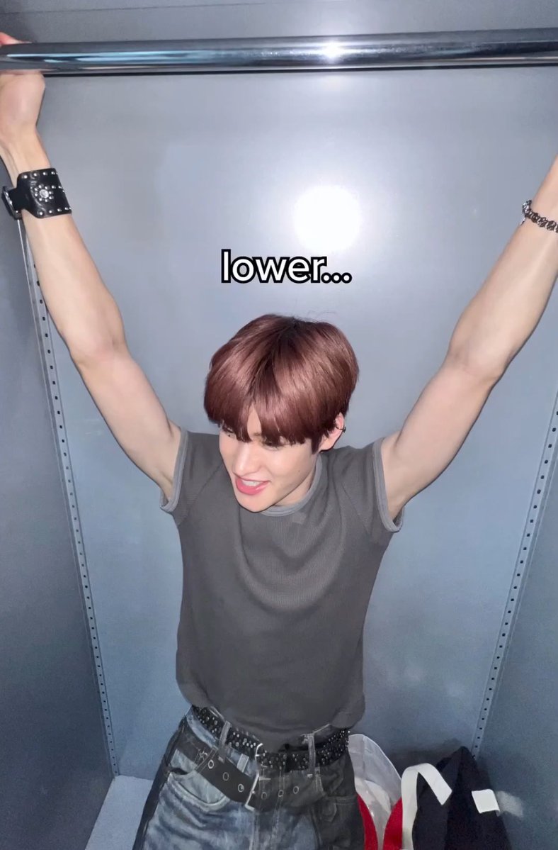 daso•• tweet media