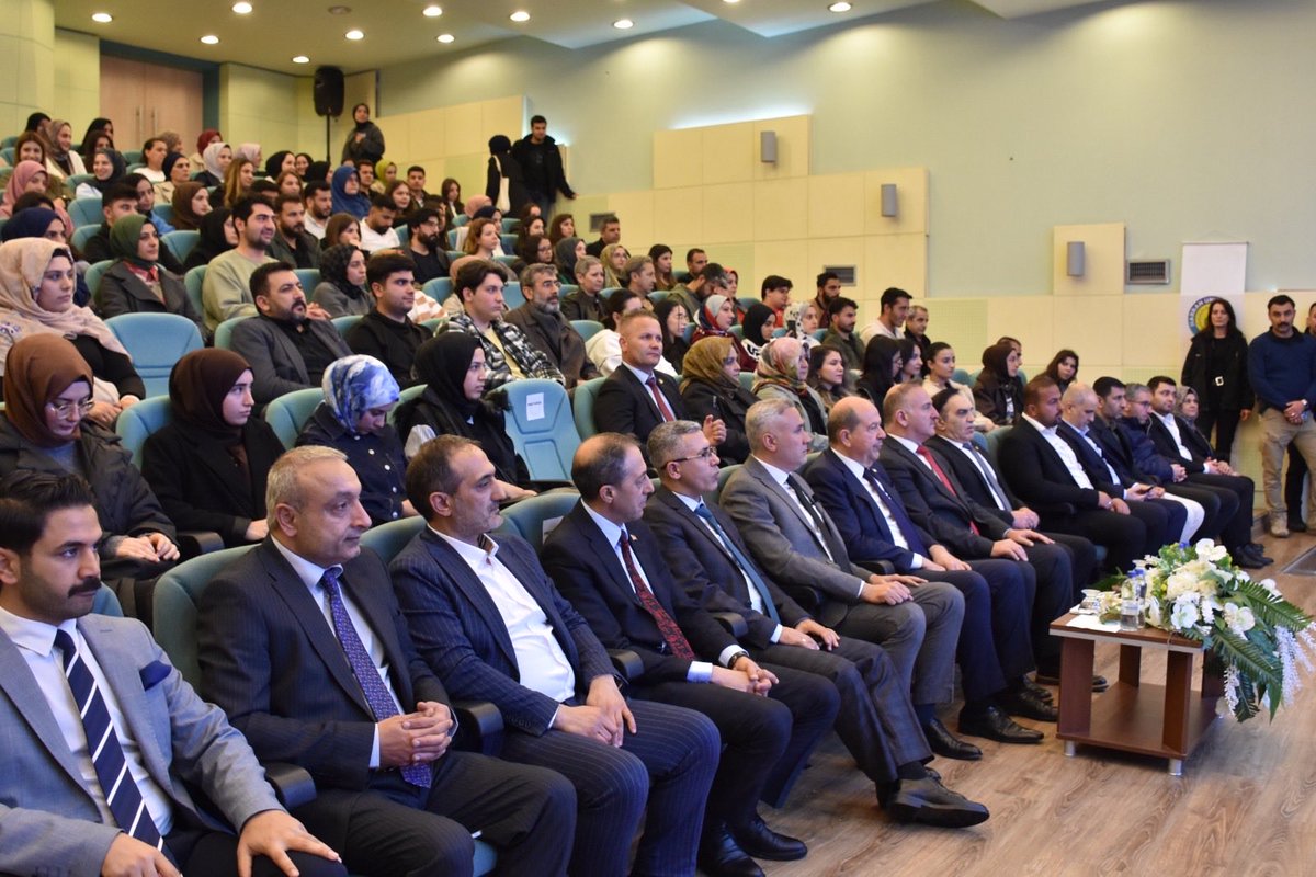 Şanlıurfa’da Harran Üniversitesi’nde gençlere Kıbrıs ve Mavi Vatan’daki mücadelemizi anlattım. Misafirperverliklerinden dolayı Sayın Rektör ve tüm katılanlara teşekkür ederim.