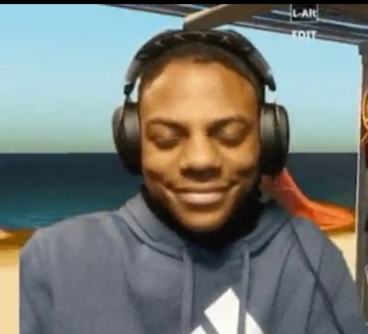 C££N•🔖 tweet media