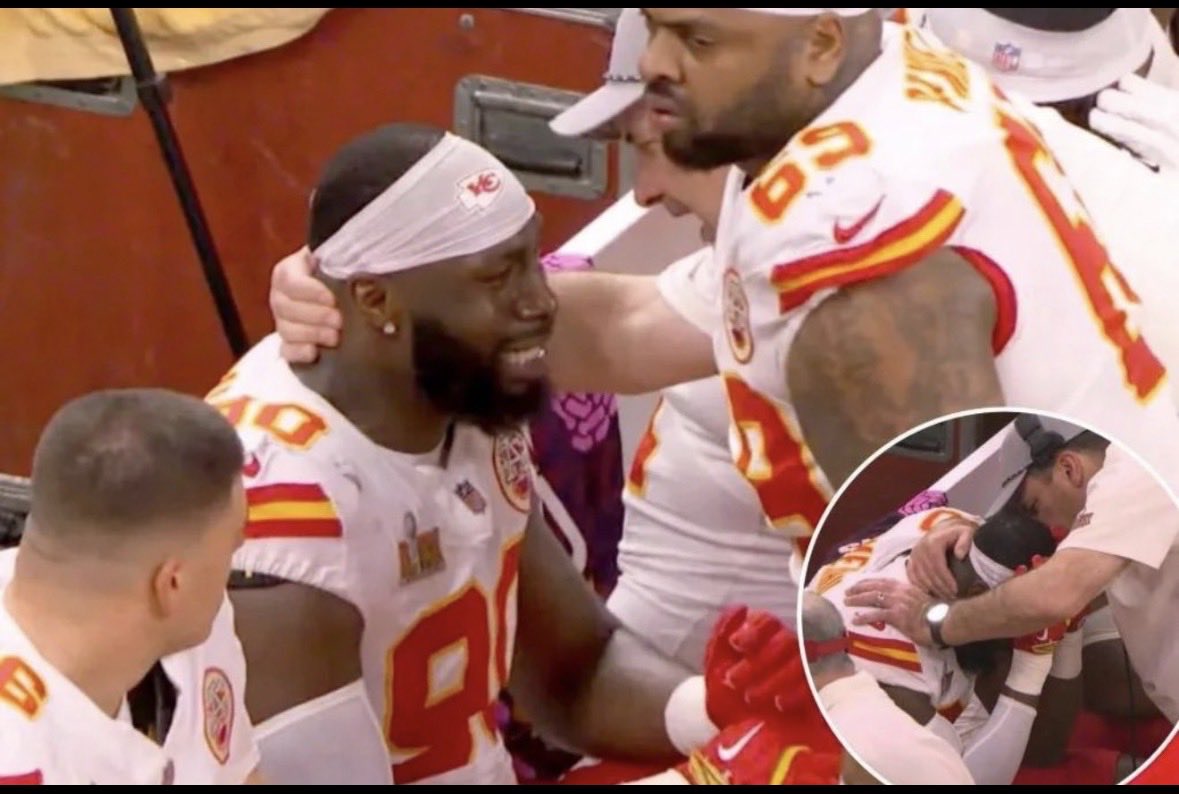 lord_brunson's tweet photo. Wasn't he crying from the belt? This was the chiefs only highlight we remember  https://t.co/EJAfgkvNkk https://t.co/ExWuKLNfdV