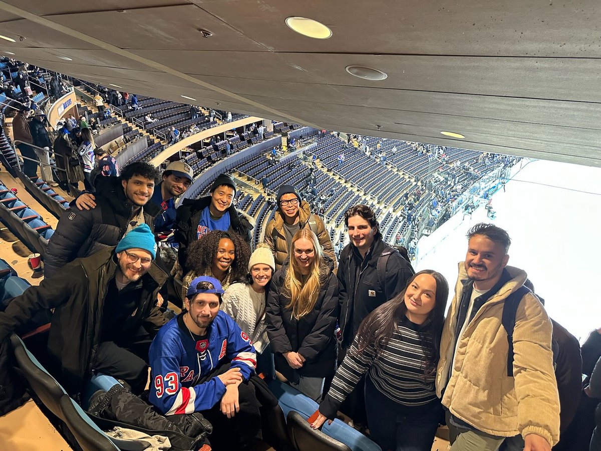 collibra's tweet image. We’ve been trading our desks for some serious IRL connection lately, and the photo evidence is in. 

We're not just about data. We cheer from the hockey stands, race for the fastest lap, and eat delicious snacks, together. 💚🧇🏒

#OneCollibra #Collibra #DataCommunity