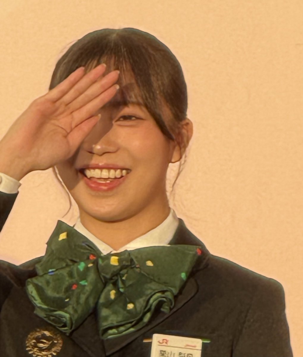 moumori_0331's tweet photo. 2026.04.10
JR九州「つばめ、満開」
HKT48結成15周年×九州新幹線全線開業15周年スペシャルライブ

西陽がまぶしい梨奈ちゃん☀️（@krn__HKT48 ）

#JR九州 #九州新幹線 #つばめの大冒険 #博多駅
#私たちも九州の元気を世界へ
#九州新幹線全線開業15周年プロジェクト
#HKT48 #HKT15周年 https://t.co/rPvy2icp4h