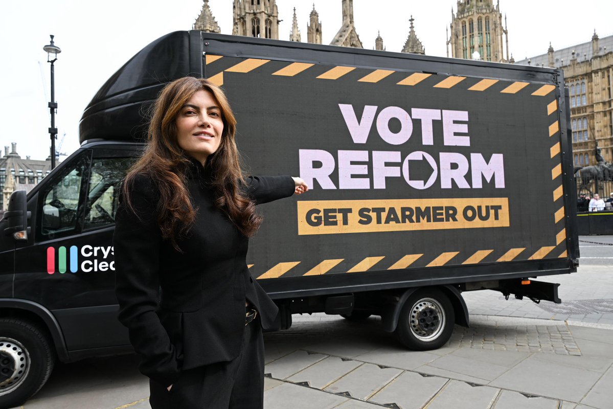 Laila Cunningham tweet media