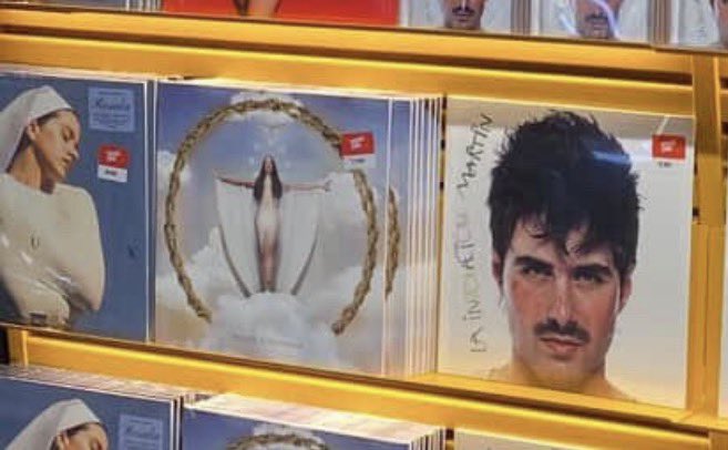 gokista's tweet photo. dream blunt rotation https://t.co/F3TzIlylji