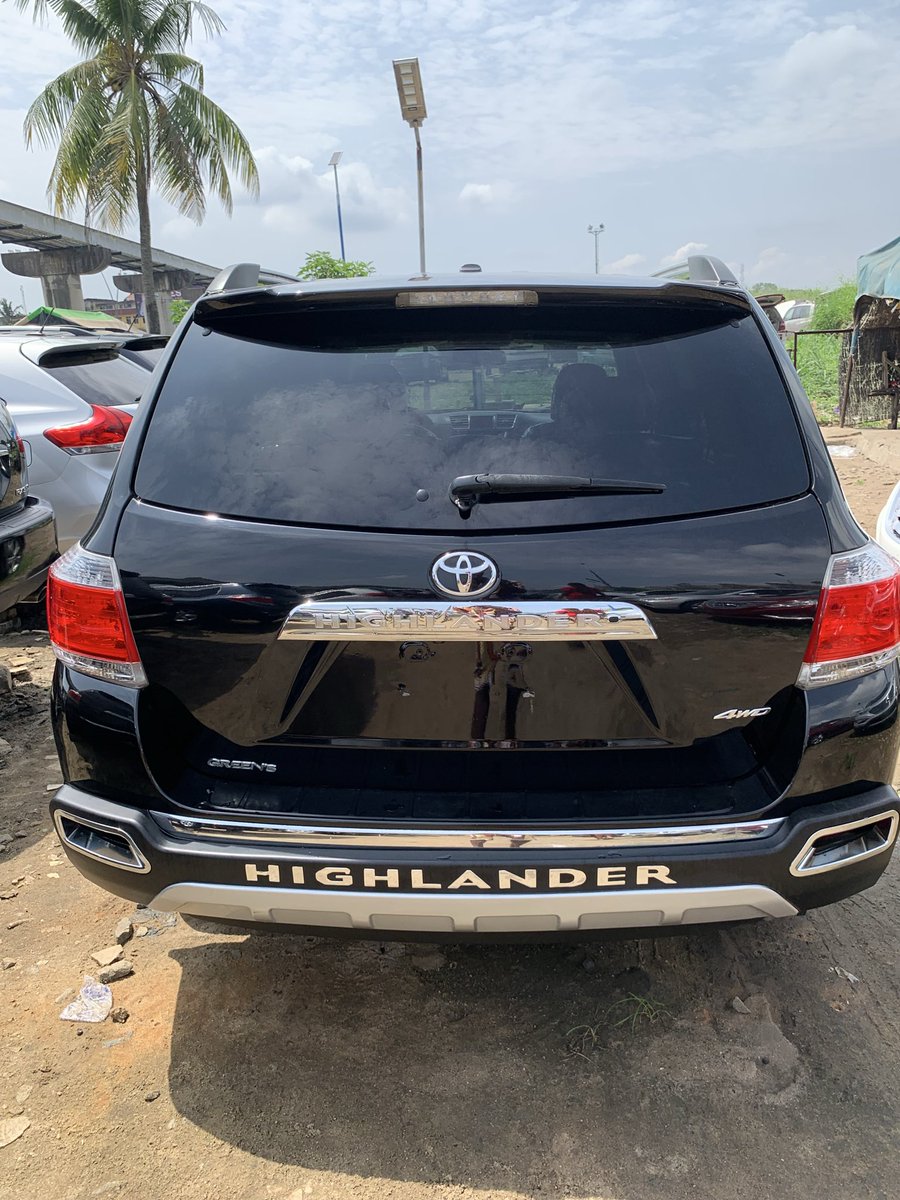 Tonycan05's tweet photo. Clean Highlander 2013 model with black interior up for you. 

Our office address is at,

No 4 station road opposite federal high court.

Contact: 09030572951 https://t.co/J2jY370OlR
