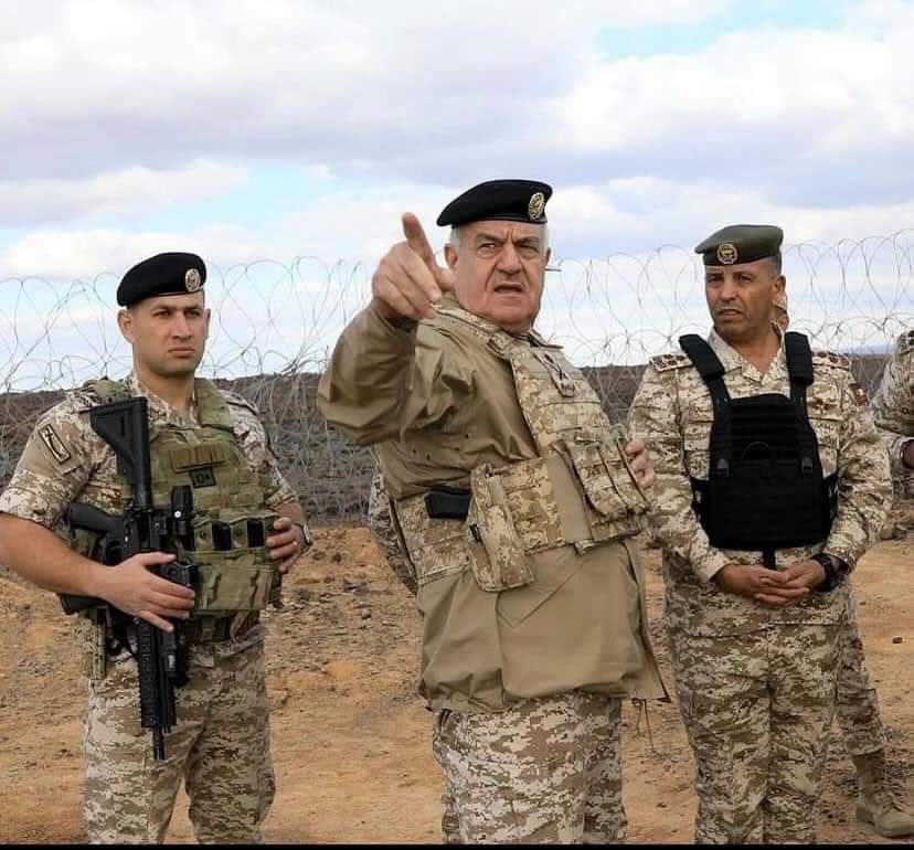 في حضرة الجيش تتجلى الهيبة والشموخ ويحضر المجد والكبرياء والعنفوان ❤️ .