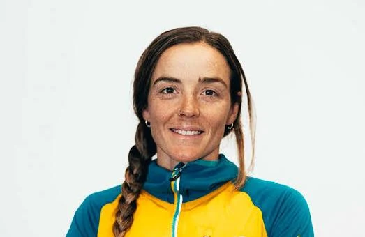 CanalUGR's tweet image. 🏔️🥇 El Consejo de Gobierno de la #UGR otorga la distinción “Estrella de las Nieves” a Ana Alonso Rodríguez y Audrey Pascual Seco

❄️ Un reconocimiento a su excelencia en el deporte y su vínculo con Sierra Nevada y la naturaleza andaluza
¡Felicidades! 👏👇
canal.ugr.es/noticia/ana-al…