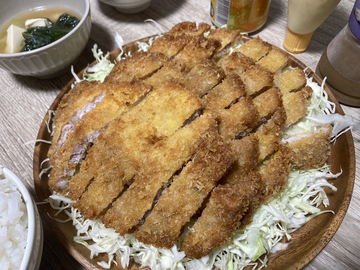 ツ･個人事業主・ゲバラ tweet media