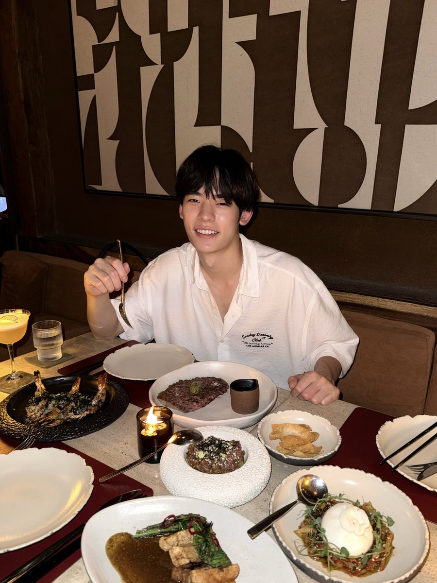 porsuppakarn tweet media