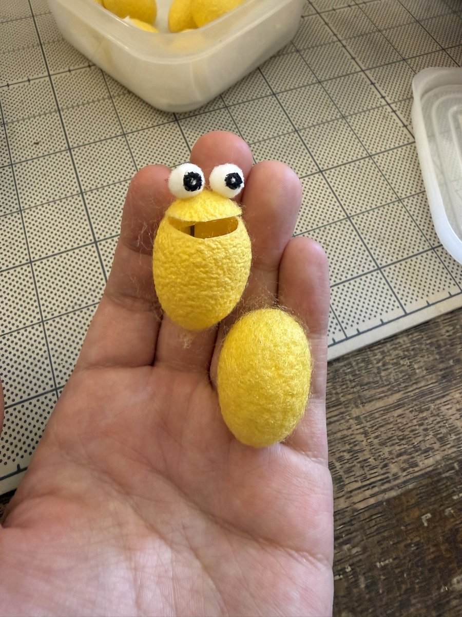 Ten_TTK_0123's tweet photo. 可愛いキャラクター作ったら
なんJ民すぎた https://t.co/fH2jcFrz7f