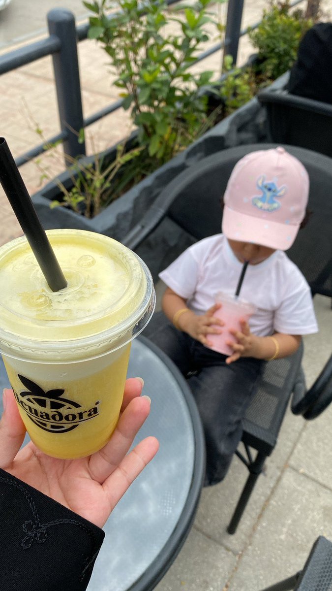 رهَيفه tweet media