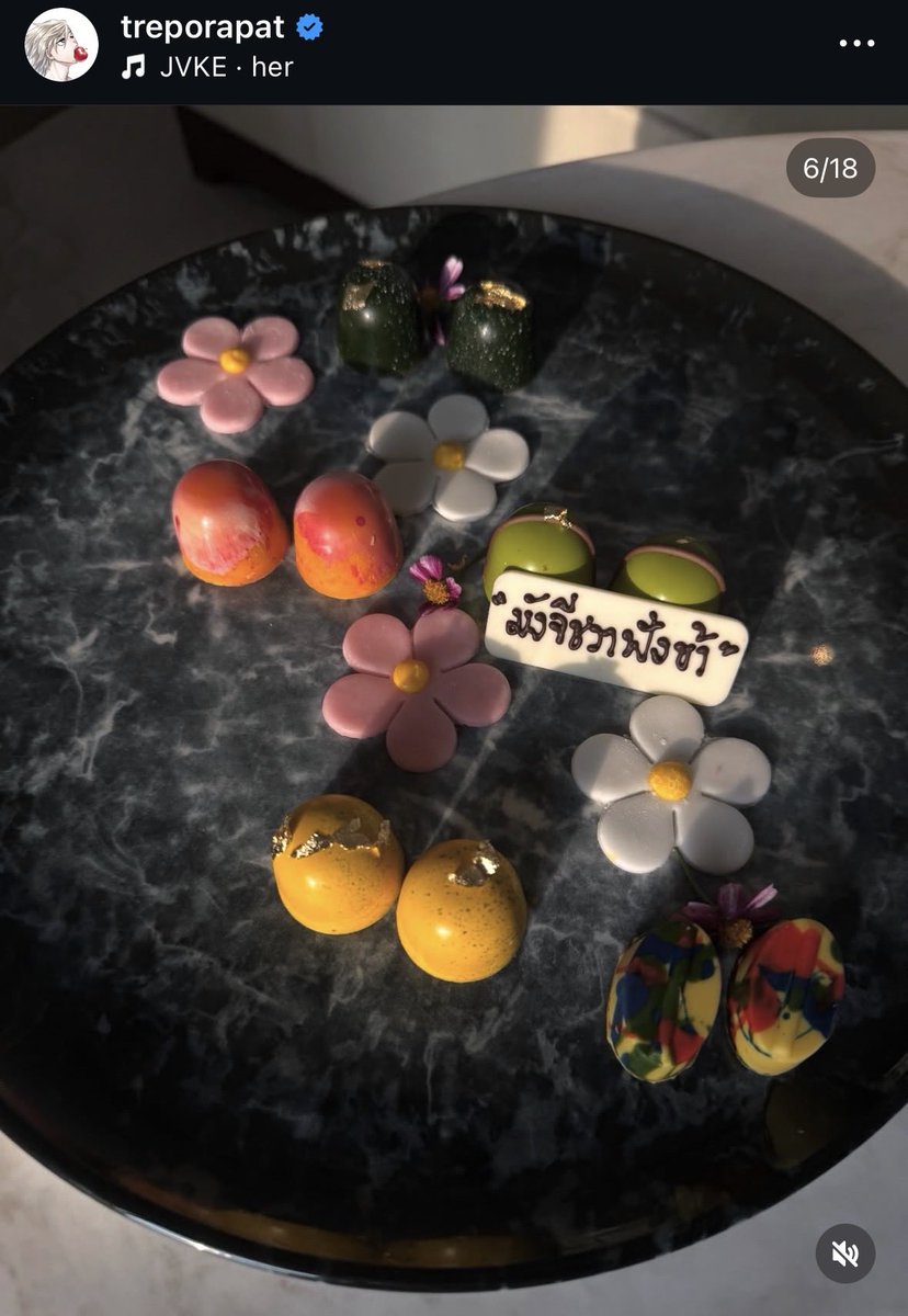 norsoryorlor tweet media