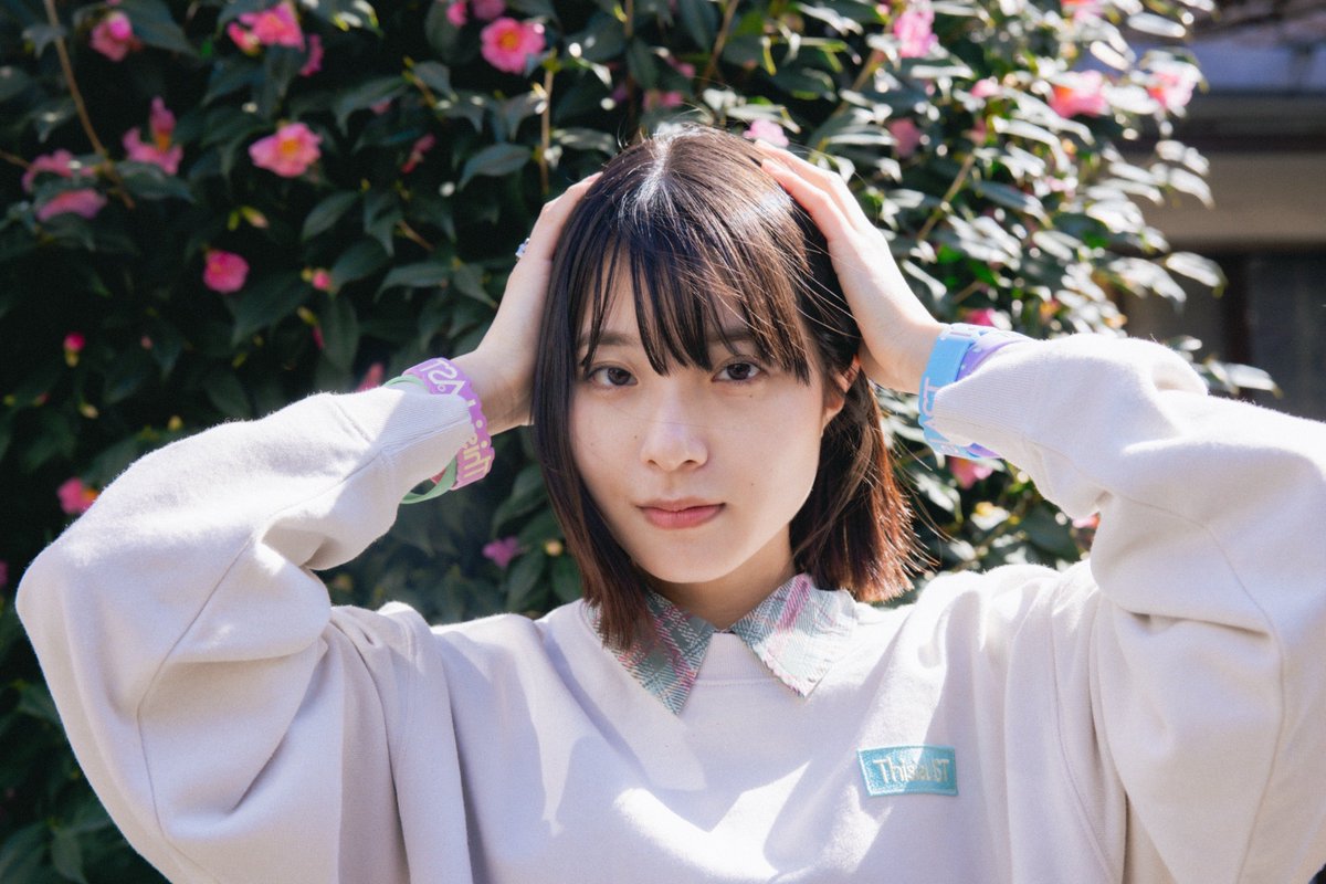 ThisisLASTBAND's tweet image. 🗓️明日4/11(土)開催!!

#ThisisLAST
one man live tour “Trigger”

▫️2026/04/11(土)
＠ 鹿児島 CAPARVO HALL
Thank you sold out!!

🛒グッズ先行販売：15:30〜(予定)
thisislast.jp/news/detail/71…

💿AL ＃HOME ご購入で
LIVE会場限定絵柄ポストカードをランダムでプレゼント!!