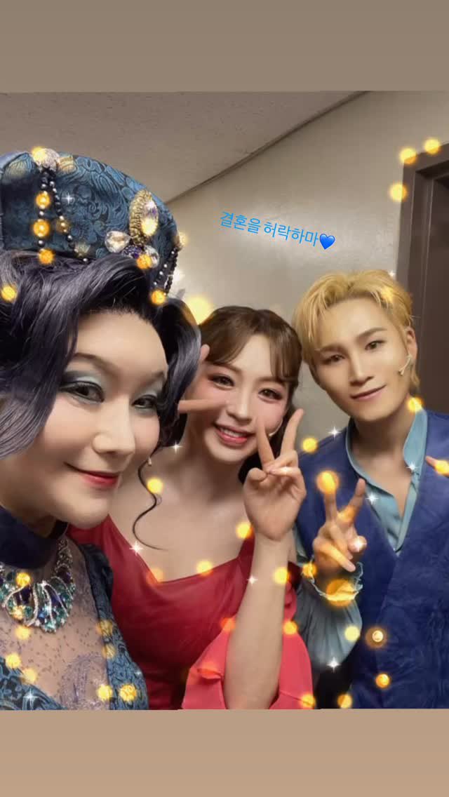 ʟᴜᴄʏ tweet media