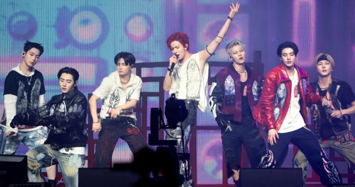 About Music tweet media