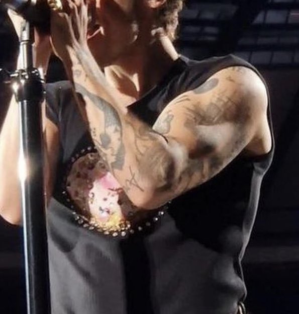harrythesuperstar tweet media