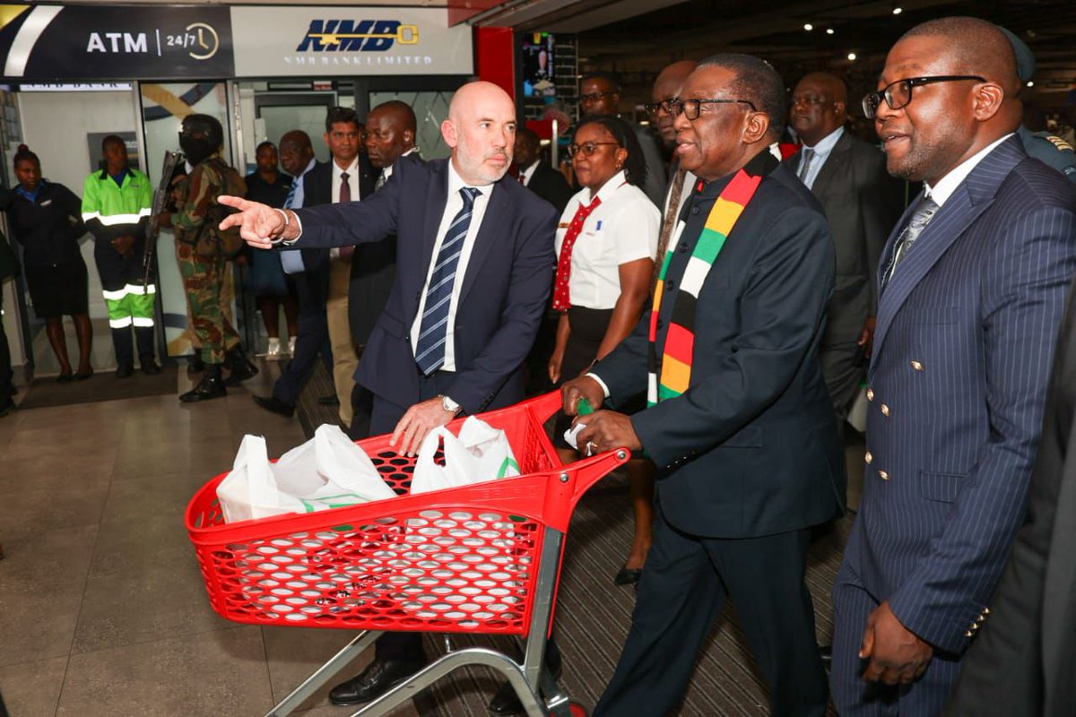edmnangagwa's tweet image. Proud to inaugurate the $20M Greenfields Showgrounds Retail Mall today! 🇿🇼
A world-class facility built through partnership, driving our NDS2 goals and modernizing our retail sector. I even picked up groceries using ZiG! 🛒🇿🇼
#Vision2030 #MadeInZim #InvestInZimbabwe