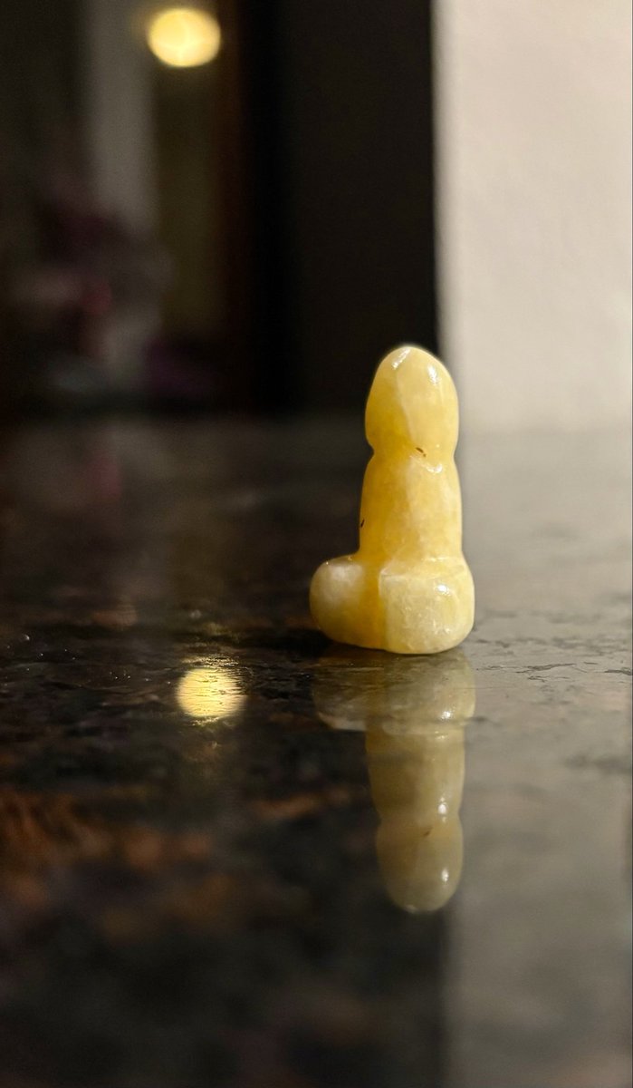 TriangleFace78's tweet photo. @BailiBytes I got a rock cock https://t.co/Iw2b88yusY