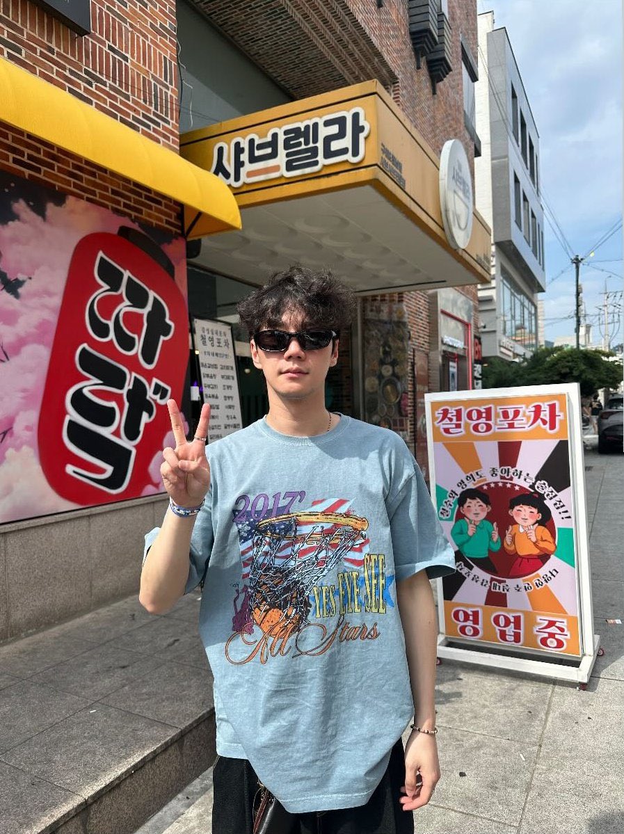 졔 tweet media