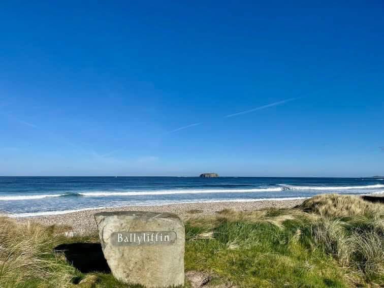 egtgolftours's tweet photo. 🌞 *Good Morning from Ballyliffin!* ⛳️  🏌️‍♂️ Experience the charm of #donegal and let #fillyourheartwithireland 🌄🇮🇪  The perfect place for #linksgolf and unforgettable views 🌊🌿 #ireland #golf #egtgolftour contact us to book your golf trip https://t.co/JqHO52j5ZI