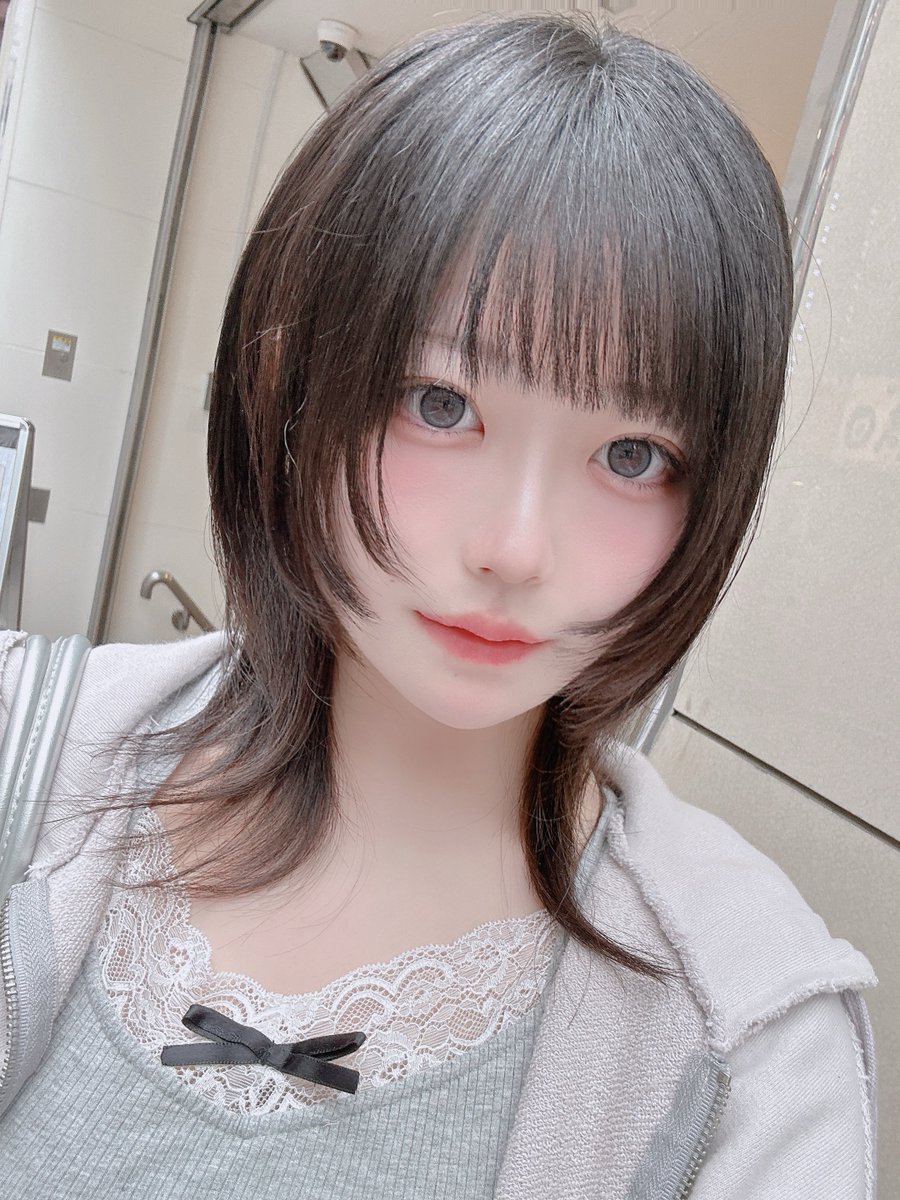 AMNmiya4646's tweet photo. 美容院いてきたよ https://t.co/KvgaPf5qsR