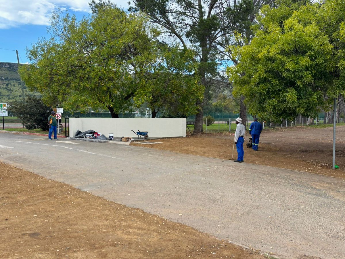 Queen's College Boys' High School tweet media