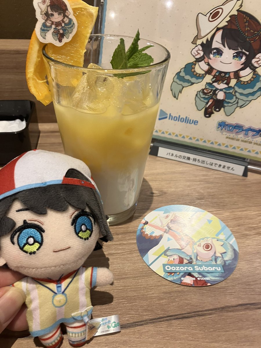 Pirataros's tweet photo. 昼間、推し事でカプコンカフェ行ってきた‼︎
アヒージョのブロッコリーが柔らかくて美味っ‼︎てなった( ◜௰◝ )
パフェという甘さ爆弾を久しぶりに食べたよ(ペロリ
#ホロライブとオトモ https://t.co/lRTNb9otXq