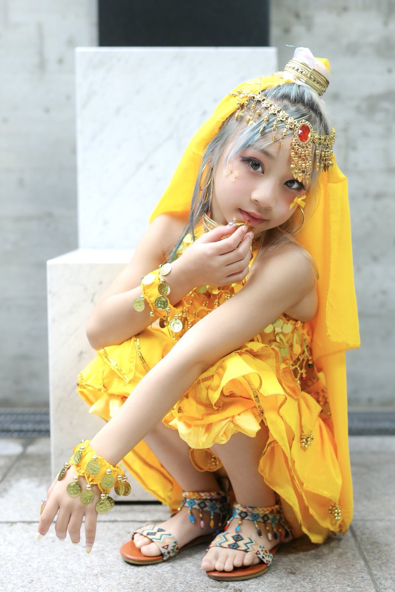 onakasuita_ktn's tweet photo. Alice girl'sＦ4
AINちゃん💛
アイゲキWEST 物販秒撮
@ain__2017 
　
#AIN #あいん #AlicegirlsF4 https://t.co/ROZZTJZ0Tt