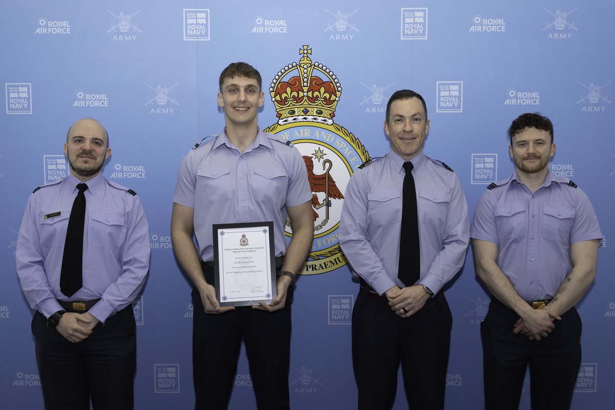 RAF_Shawbury's tweet photo. Congratulations to Weapons Foundation Course 25-4 who have graduated from the Defence College of Air and Space Operations. The Reviewing Officer was Wing Commander Jacob MA BSc(Hons) PGDip RAF, Officer Commanding Defence College of Air and Space Operations.
#AirOperations. https://t.co/bVsYDHoKyg