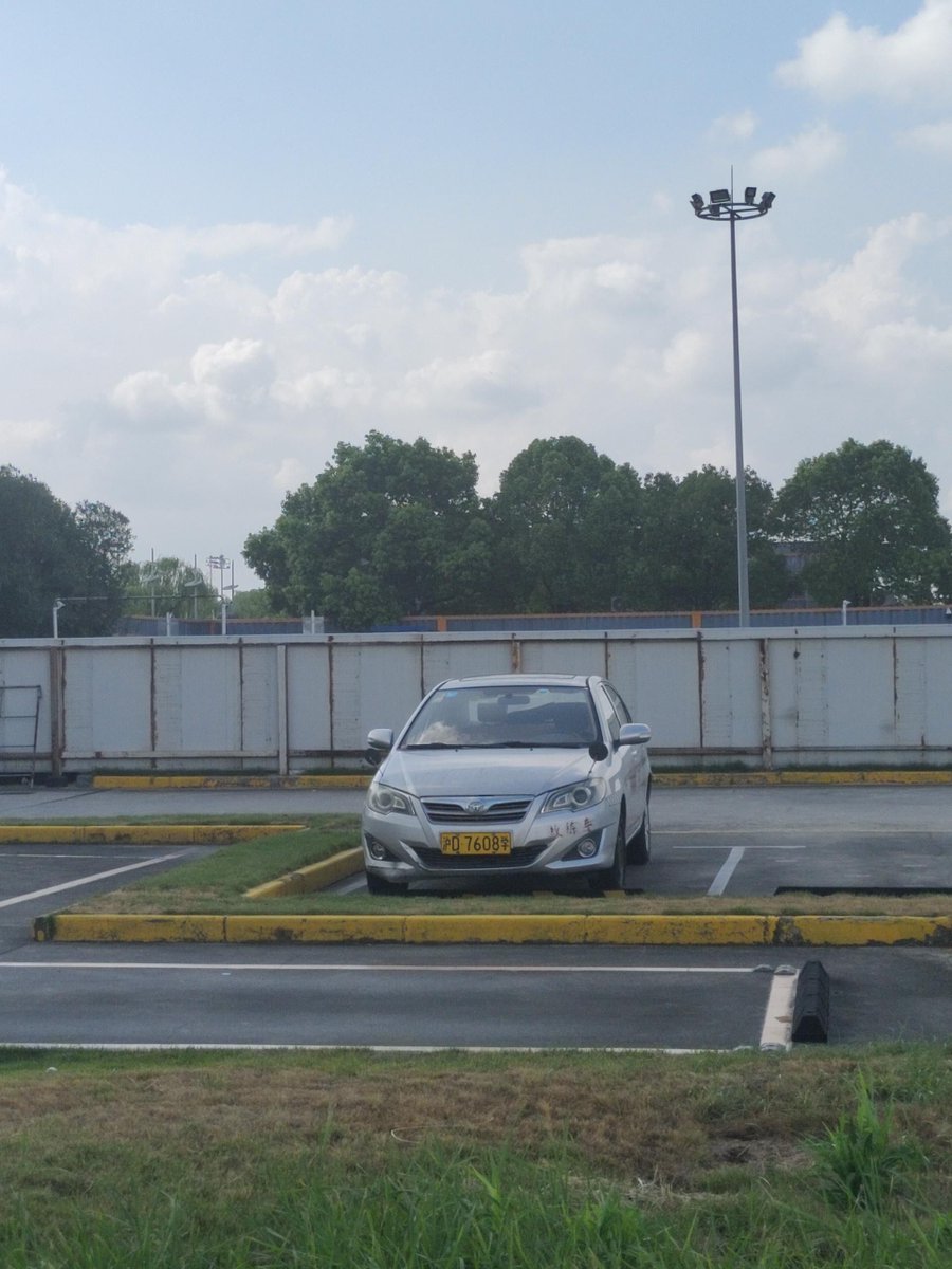 gonzalo white tweet media