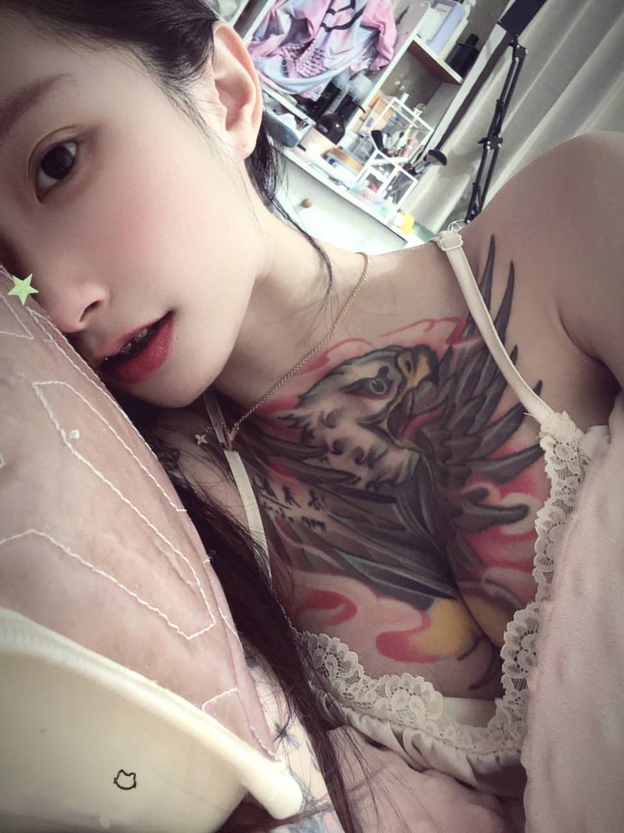 𝗔𝗵𝗿𝗶阿璃🦊 tweet media