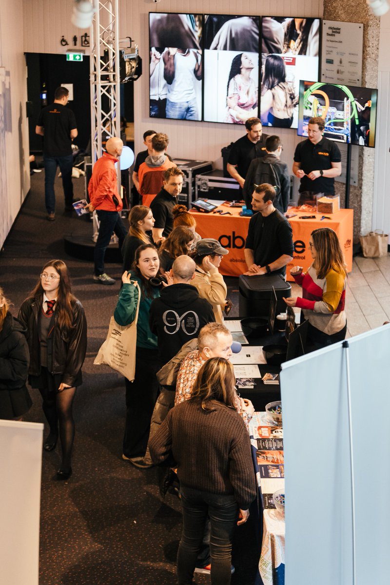AbsoluteMoCo's tweet photo. Earlier this year, we had the pleasure of supporting Chichester Festival Theatre with their Creative Industries careers day. It was a great event to welcome young people into the creative industries!  

#TheatreTech #Rigging #Automation #LiveEvents #Innovation #Theatre https://t.co/onlBW6tlNe